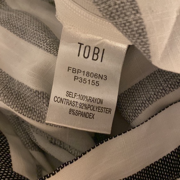 Black and white striped flowy pants - Tobi - Picture 3 of 3